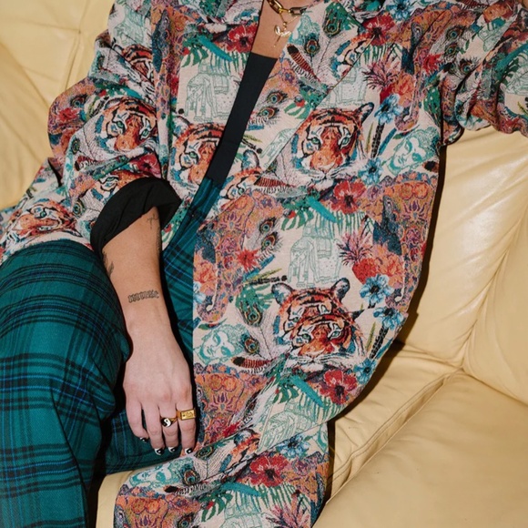 Dressed in Lala Scorpio Coat WILD JACQUARD - Picture 2 of 6